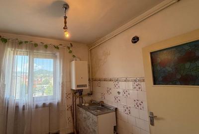 Apartament 2 camere, zona Aleea Pacii - 5