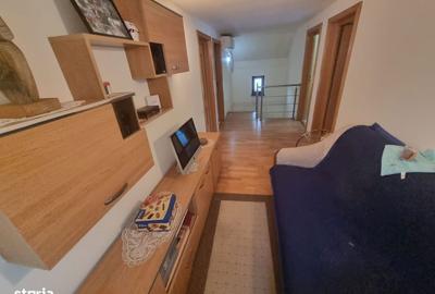 Casă cu 4 camere în Est - 4