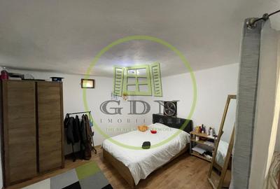 Casă individuală cu 5 camere cu Canalizare în 1 Mai - 10