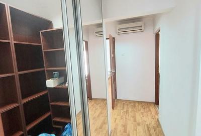 Apartament cu 3 camere decomandat în Decebal - 9