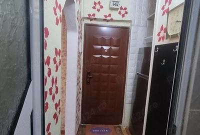 Garsonieră decomandată în Central - 2