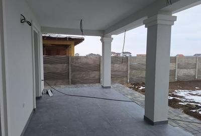 Duplex cu 5 camere, 3 bai - izolat fonic - Sacalaz - 3