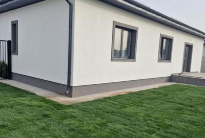 Casa singulara cu 4 camere,curte de 380 mp Bragadiru - 3