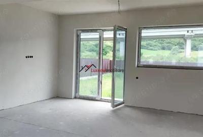 Casă cu Teren 400 Mp în Luna - 4