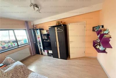 Apartament cu 2 camere, decomandat - zona Sanpetru 0% COMISION - 10