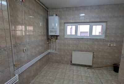 Apartament cu 6 camere decomandat în Unirii - 2
