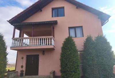 Casa individuala, 200mp utili, 1600mp teren, Radauti - 12