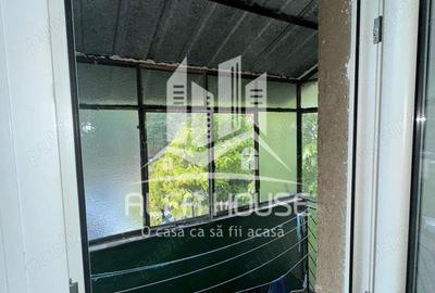 Vand 2 camere Decomandat zona Moroasa 1 - 10