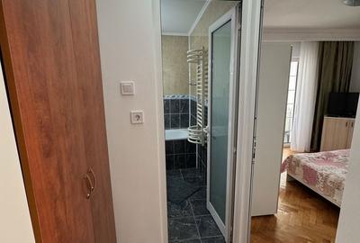 Apartament cu 3 camere decomandat în Exercițiu