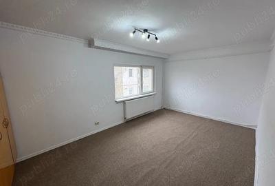 Apartament cu 2 camere decomandat în 9 Mai - 1