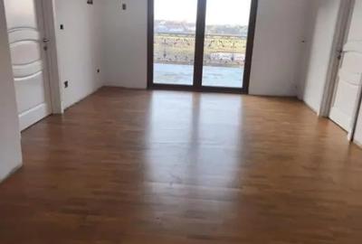 Casă cu 7 camere cu Teren 2500 Mp în Marginea - 14