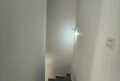 Apartament cu 4 camere decomandat în Central - 11