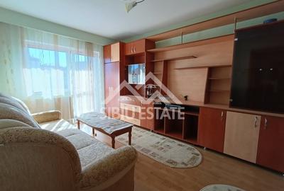 Apartament de vanzare cu 3 camere, decomandat -55 mp. balcon, pivnita - 1