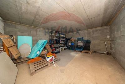 Casă cu 5 camere cu Teren 505 Mp în Hălchiu - 27