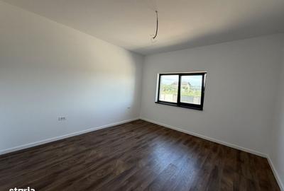 Casă cu 4 camere în Clinceni - 12