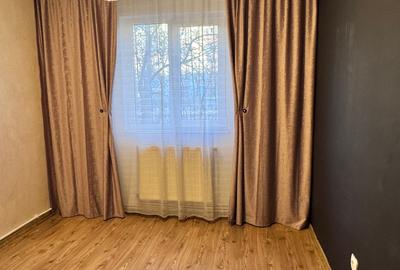 Spatiu strdal Bulevardul Alexandru Vlahuta - 4