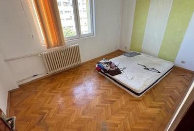 OBOR - Str. Masina de Paine, Apartament cu 3 camere semidecomandat - 68 mp - 5