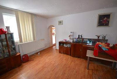 Casă cu 5 camere cu Teren 800 Mp în Clinceni - 12