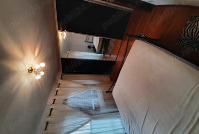 Apartament cu 4 camere decomandat în Central - 1