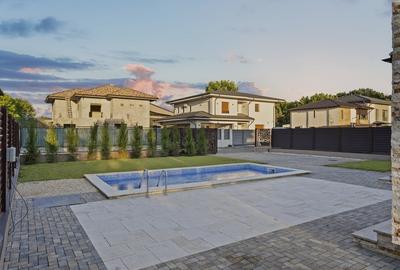 Vila de lux cu piscina, cartier rezidential, disponibila imediat - 16