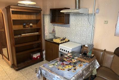 Garsonieră decomandată în Calea București