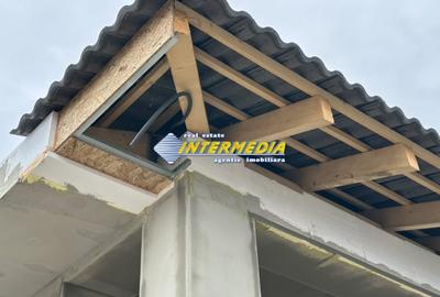 Casă individuală cu 4 camere cu Canalizare în Cetate - 4