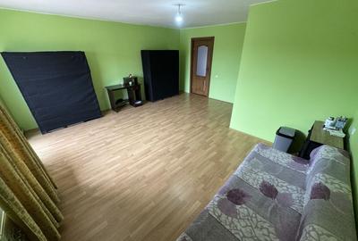 Casă individuală cu 4 camere cu Canalizare în Sud - 11