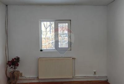 Casă cu 3 camere cu Teren 128 Mp în Central - 6