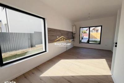 Casă cu 4 camere decomandat în Dancu