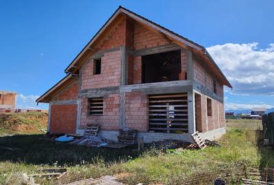 Casă individuală cu 5 camere cu Canalizare în Sânpetru - 15