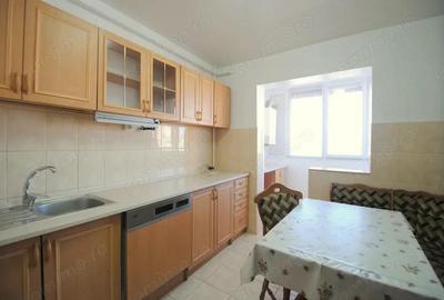 De vanzare apartament cu 3 camere- zona Circumvalatiunii-comision 0 - 9
