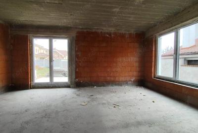 Casă cu 5 camere cu Teren 405 Mp în Oncea - 3