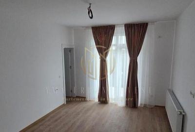 Casă cu 4 camere cu Teren 470 Mp în Vidra