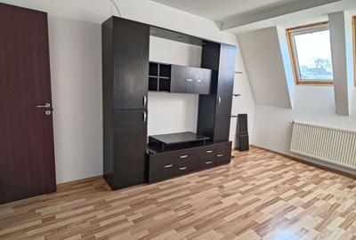 Apartament cu 2 camere decomandat în Drumul Carului - 2