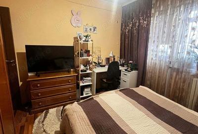Vand apartament cu doua camere decomandat si complet mobilat - 3