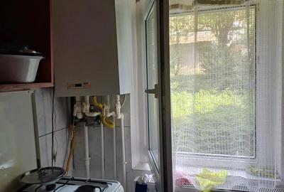 Garsonieră decomandată în Petros - 3