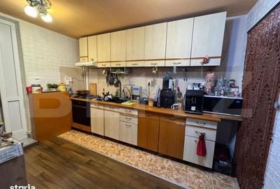 Casă cu 5 camere cu Teren 700 Mp în Central - 16