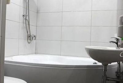 Garsonieră semidecomandată în Eroii Revoluției - 2