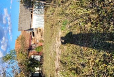 Casa De Vanzare!!! - 2