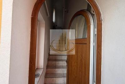 Apartament cu 3 camere decomandat, mobilat în Dumbrăvița - 11