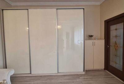 Apartament cu 2 camere semidecomandat în Parcul Carol