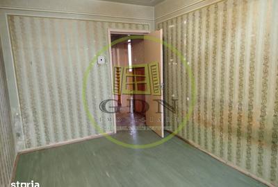 Apartament cu 4 camere semidecomandat în Decebal - 8