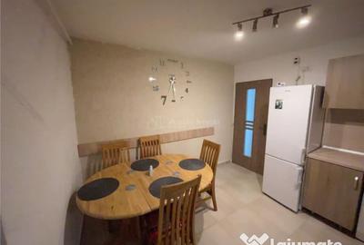 Apartament cu 3 camere decomandat în Micro II - 14