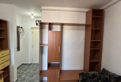 Garsonieră, mobilată în Central - 1