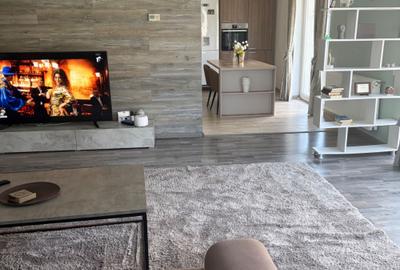 Casă cu 2 camere cu Teren 500 Mp în Central - 1