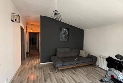 Apartament cu 3 camere semidecomandat în Zorilor - 1