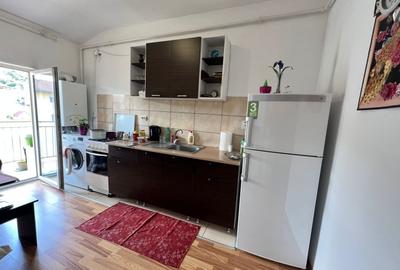 Apartament cu o camera, decomandat, 31 mp, balcon, zona Porii - 4