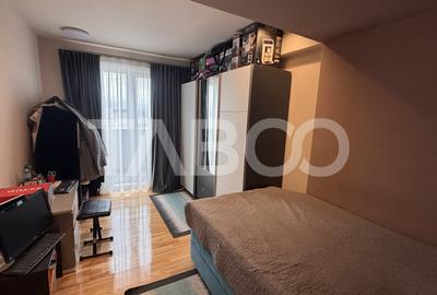 Penthouse cu 3 camere decomandat, mobilat în Lazaret - 13