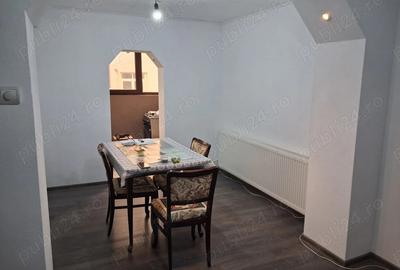 Apartament cu 3 camere decomandat în Central - 3