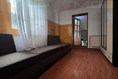 Casă cu 3 camere cu Teren 2096 Mp în Central - 5